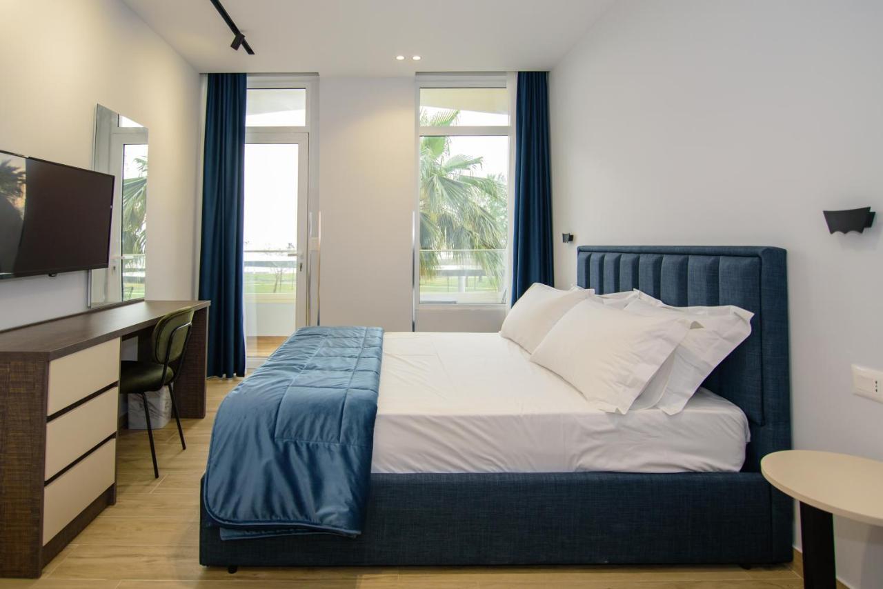 Palm Side Hotel Avlonya Dış mekan fotoğraf