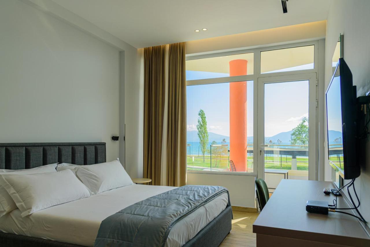 Palm Side Hotel Avlonya Dış mekan fotoğraf