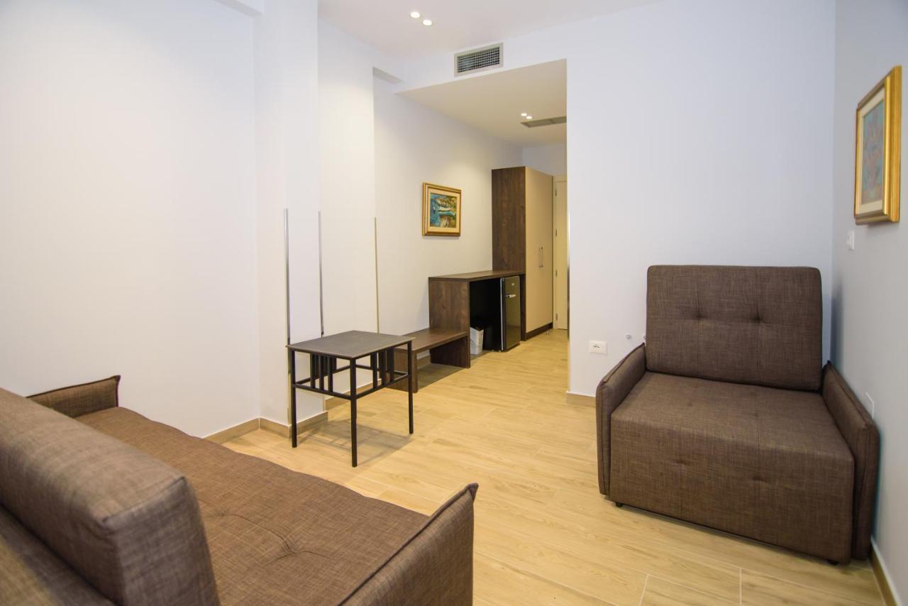 Palm Side Hotel Avlonya Dış mekan fotoğraf