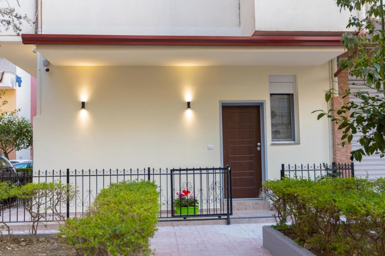 Palm Side Hotel Avlonya Dış mekan fotoğraf